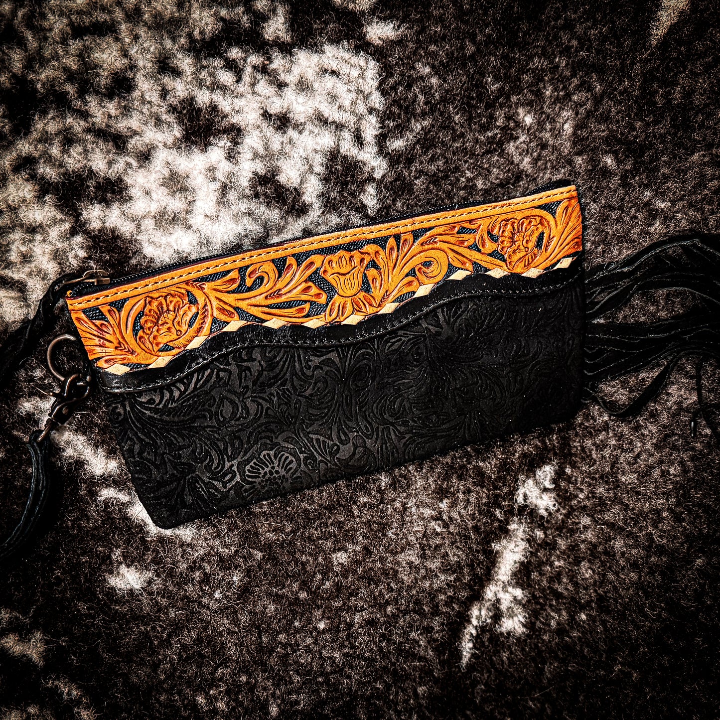Black Sally Wristlet